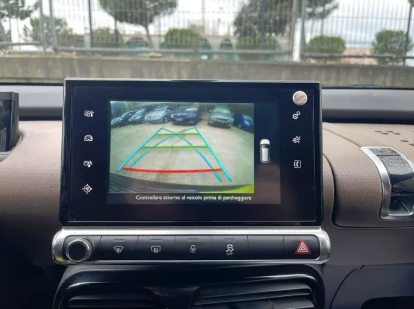 Tirane, shes makine Citroen C4 Cactus Nafte, e verdhë Klima 143.000 km 7.790 €