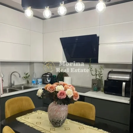 Tirane, jepet me qera apartament 1+1 Kati 7, 68 m² 850 € (Stadiumi Dinamo)