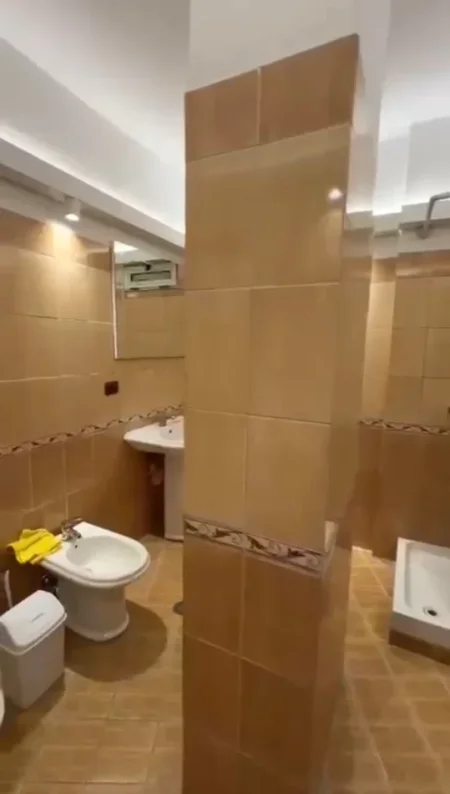 Tirane, jap me qera apartament 1+1+Ballkon Kati 3, 75 m² 500 € 