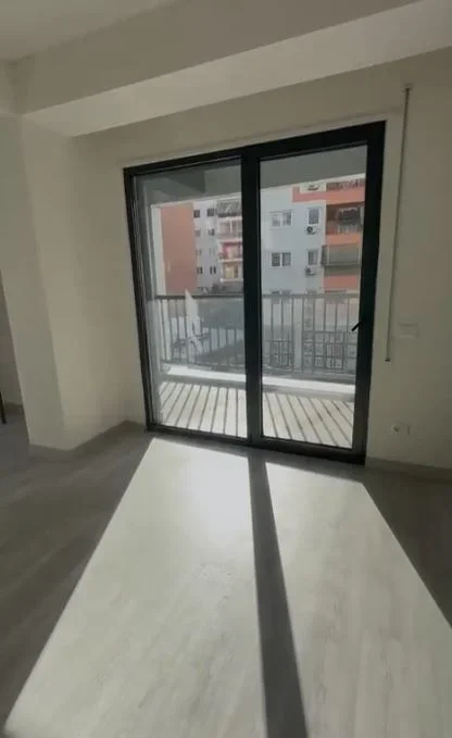 🏠Shitet Apartament 3+1 afer Bulevardit te Ri,   272.079 €uro