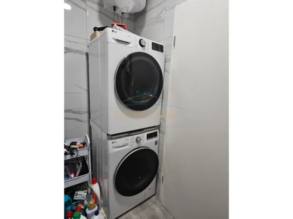 Tirane, shitet apartament 2+1+Ballkon Kati 8, 94 m² 175.000 € (Kompleksi Mangalem 21)