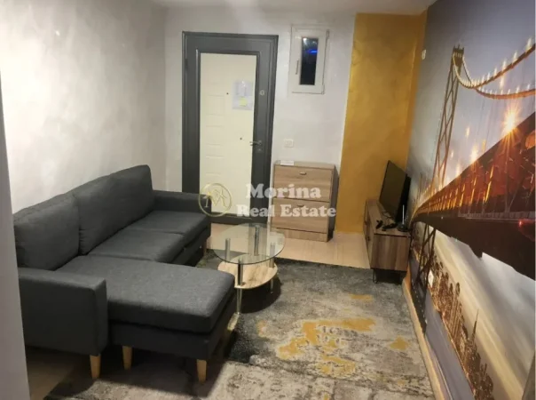 Tirane, jepet me qera apartament 1+1 Kati 1, 45 m² 400 € (Pazari i Ri)