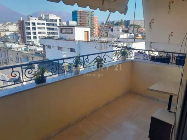 Tirane, shitet apartament 3+1 Kati 7, 125 m² 345.000 € (Ambasada Amerikane)
