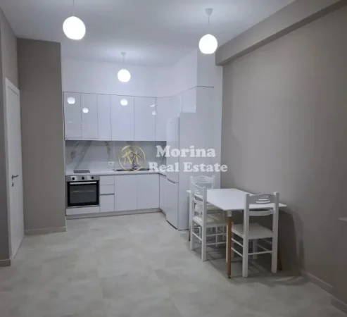 Tirane, jepet me qera apartament 1+1 Kati 6, 65 m² 600 € (Spitali Amerikan 3)