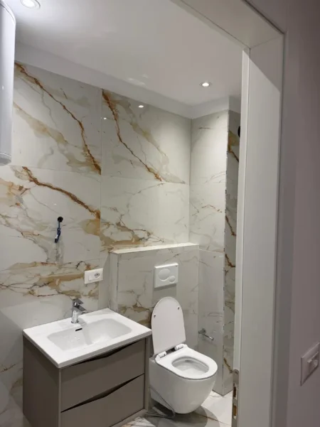 Tirane, jepet me qera ambjent biznesi Kati 2, 60 m² 800 € 