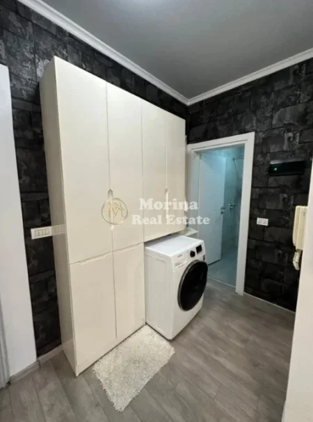 Tirane, jepet me qera apartament 1+1 Kati 2, 62 m² 550 € (Brryli)