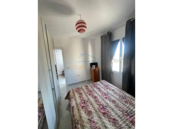 Tirane, shitet apartament 1+1 Kati 4, 70 m² 120.000 € (SAUK)