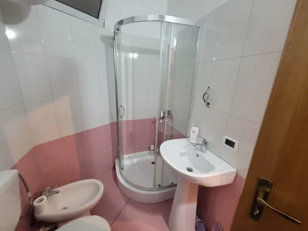 Durres, jepet me qera 2+1+Ballkon Kati 6, 85 m² 100.000 € (Plazhi Iliria Durres)