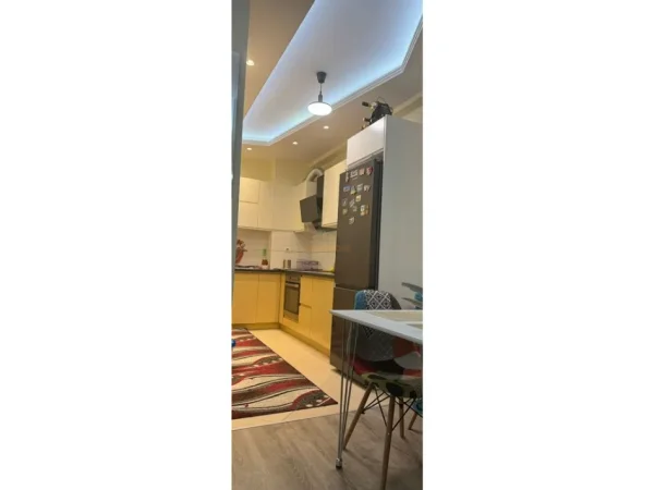 Tirane, shitet apartament 1+1 Kati 6, 82 m² 215.000 € (Komuna e Parisit)