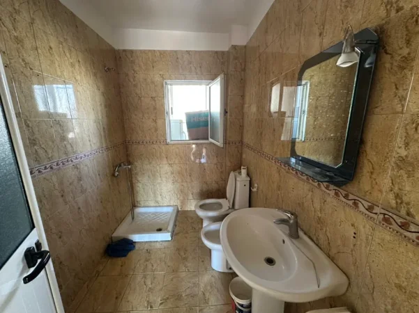 Tirane, shitet apartament 1+1 Kati 2, 58 m² 112.656 € (Rruga Irfan Tomin)