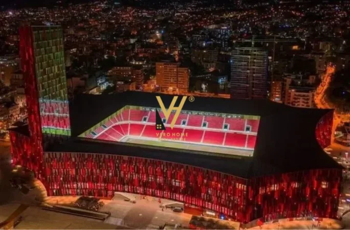 Tirane, jepet me qera zyre Kati 0, 400 m² 13.500 € (ARENA CENTER)