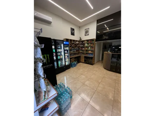 Tirane, jepet me qera ambjent biznesi Kati 0, 29 m² 65.000 € (ASTIR VILA l)