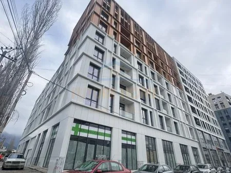 Tirane, shitet dyqan Kati 0, 68 m² 220.000 € 