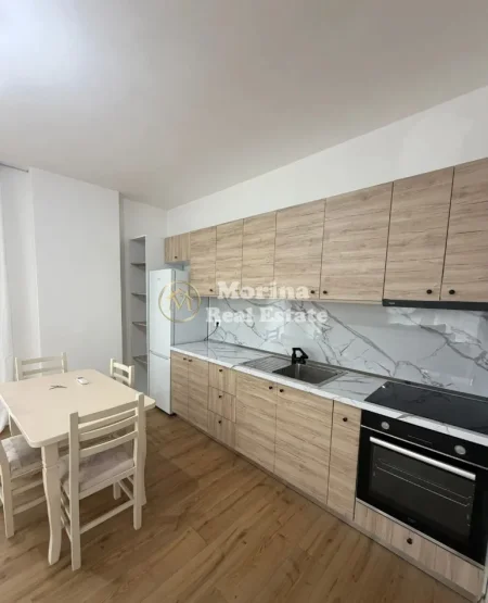 Tirane, jepet me qera apartament 2+1 Kati 2, 98 m² 600 € (Don Bosko)
