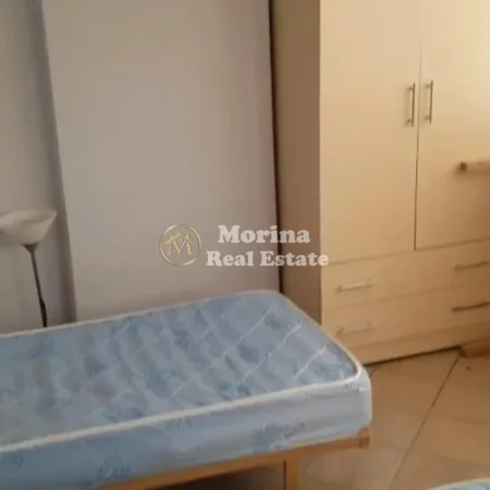 Tirane, jepet me qera apartament 1+1 Kati 3, 55 m² 400 € (Don Bosko)