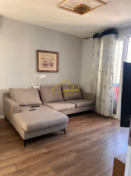 Tirane, shitet apartament 2+1 Kati 4, 76 m² 145.000 € (BRRYLI)