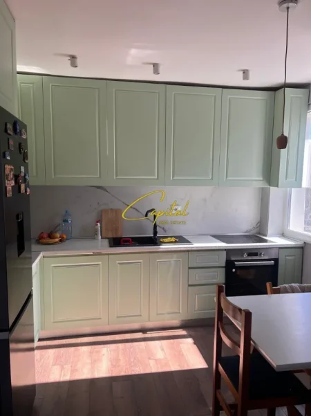 Tirane, shitet apartament 2+1 Kati 4, 76 m² 145.000 € (BRRYLI)