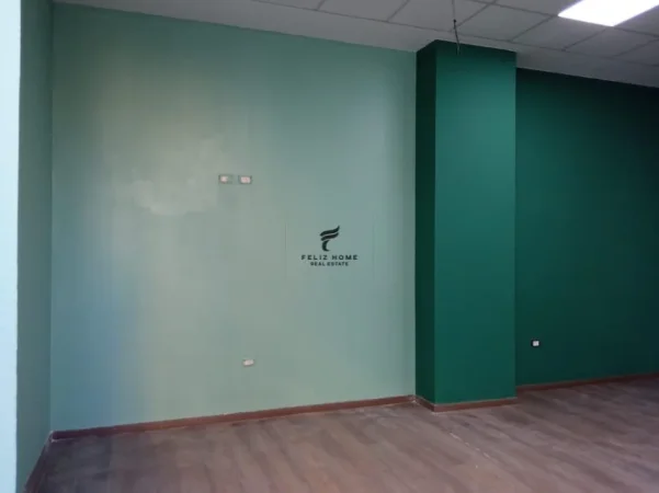 Tirane, jepet me qera dyqan Kati 0, 50 m² 750 €  (RRUGA NDRE MJEDA)