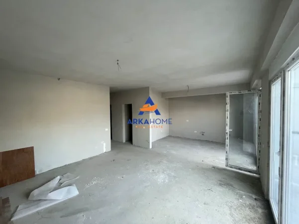 Tirane, shitet apartament 3+1+Ballkon , 143 m² 386.000 € 