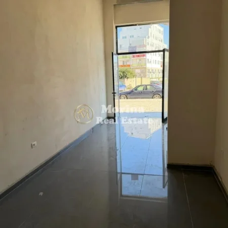 Tirane, jepet me qera ambjent biznesi Kati 0, 32 m² 500 € (Astir)