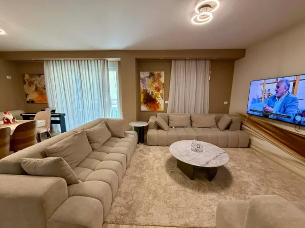 Tirane, shitet apartament 2+1+Ballkon Kati 4, 99 m² 223.000 € (QYTET STUDENTI KOMPLEKSI ANA)