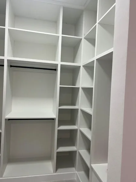 Tirane, jepet me qera apartament 1+1+Ballkon Kati 2, 70 m² 600 € 