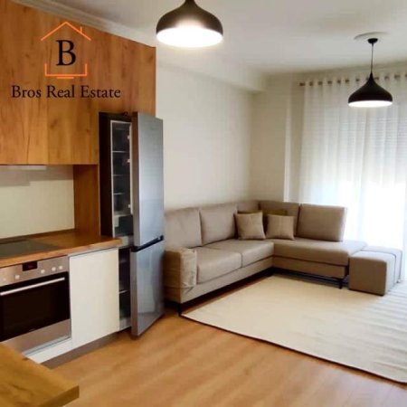 Tirane, jepet me qera apartament 2+1+BLK Kati 7, 90 m² 550 Euro