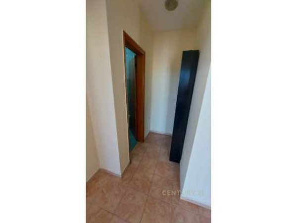 Tirane, shitet apartament Kati 8, 63 m² 105.000 Euro (Komuna e Parisit Tirana, Albania)