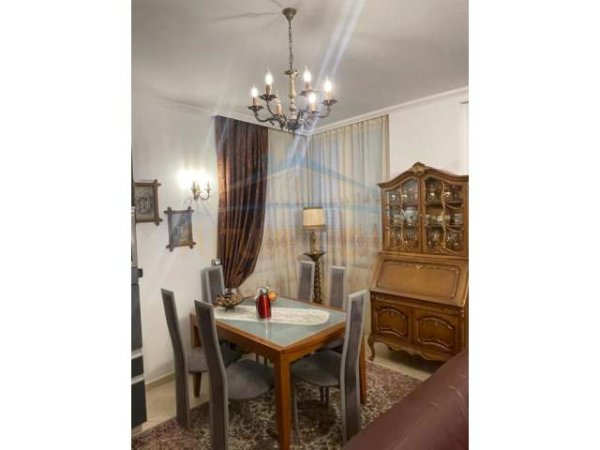 Tirane, shitet apartament Kati 4, 120 m² 150.000 Euro (fresku)