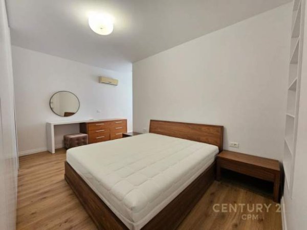 Tirane, jepet me qera apartament 2+1 Kati 6, 120 m² 1.250 Euro (Liceu)