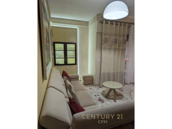 Tirane, jepet me qera apartament Kati 1, 123 m² 900 Euro (Kompleksi Delijorgji Tirana, Albania)