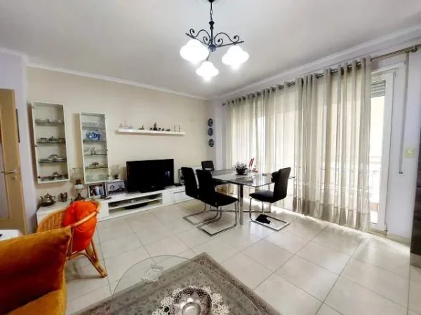 Tirane, shitet apartament 2+1+A+BLK 115 m² 178.000 Euro (Rruga Jordan Misja, Kompleksi Gener 2)