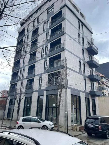 Tirane, shitet apartament 1+1+A+BLK 68 m² 138.000 Euro (Shkolla e Kuqe)