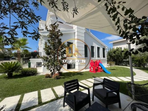 Tirane, jepet me qera Vile 3 Katshe Kati 3, 541 m² 4.000 Euro (Mjull Bathore Tirana)
