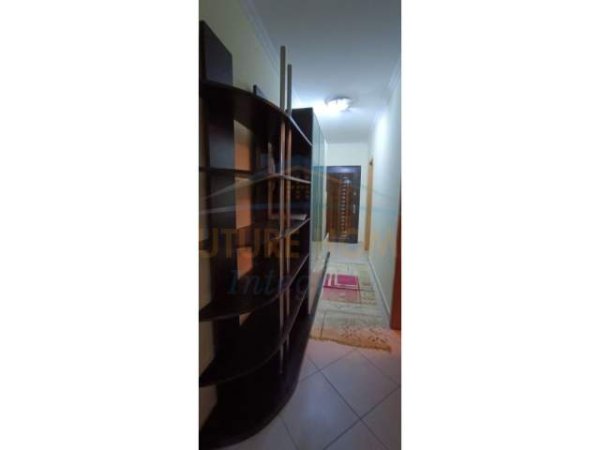 Tirane, jepet me qera apartament Kati 2, 70 m² 350 Euro (Ali Demi)