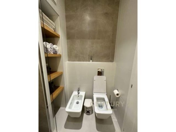 Tirane, jepet me qera apartament 2+1+BLK Kati 1, 125 m² 900 Euro (Kopshti Botanik Zoologjik)