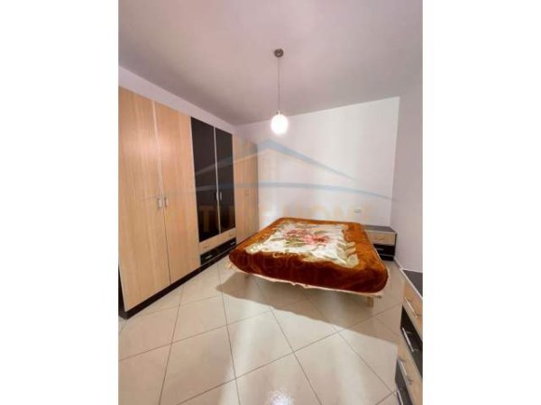 Tirane, shitet apartament Kati 3, 86 m² 108.000 Euro (Yzberisht)