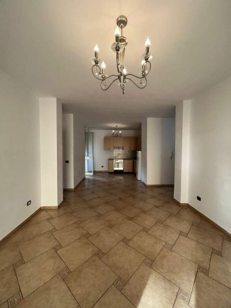 Tirane, shitet apartament 2+1+A+BLK Kati 6, 116 m² 232.000 Euro (Rruga e Elbasanit)
