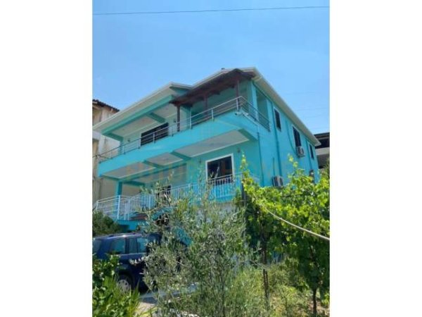 Tirane, shitet Vile 3 Katshe Kati 3, 349 m² 330.000 Euro (KOMBINAT)