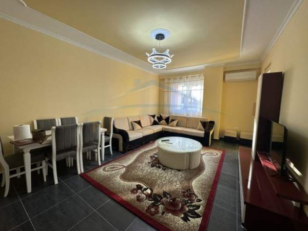 Tirane, jepet me qera apartament Kati 4, 140 m² 600 Euro (YZBERISHT)