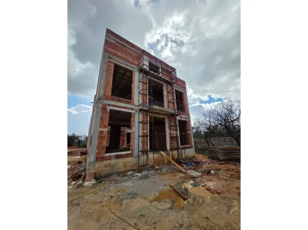 Tirane, shitet 2 Katshe , 215 m² 420.000 € 