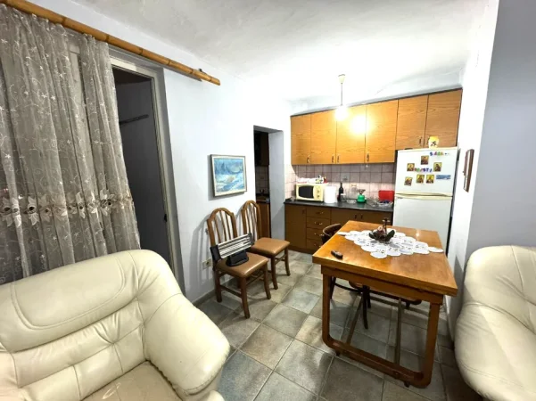 🏠 Jepet me Qera Apartament 2+1 ne Brryl,