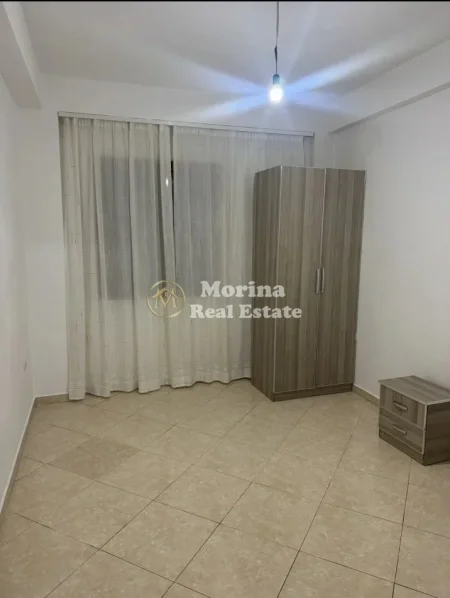 Tirane, jepet me qera shtepi 1+1 Kati 2, 60 m² 400 € (Oxhaku)
