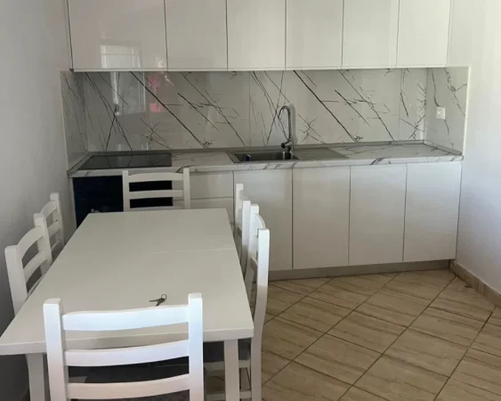 Tirane, jepet me qera apartament 2+1+Aneks Kati 3, 70 m² 350 € (paskuqan)