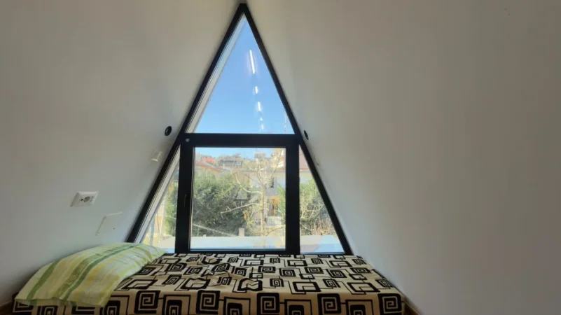 Tirane, jepet me qera apartament 2+1 , 80 m² 650 € (Babrru)