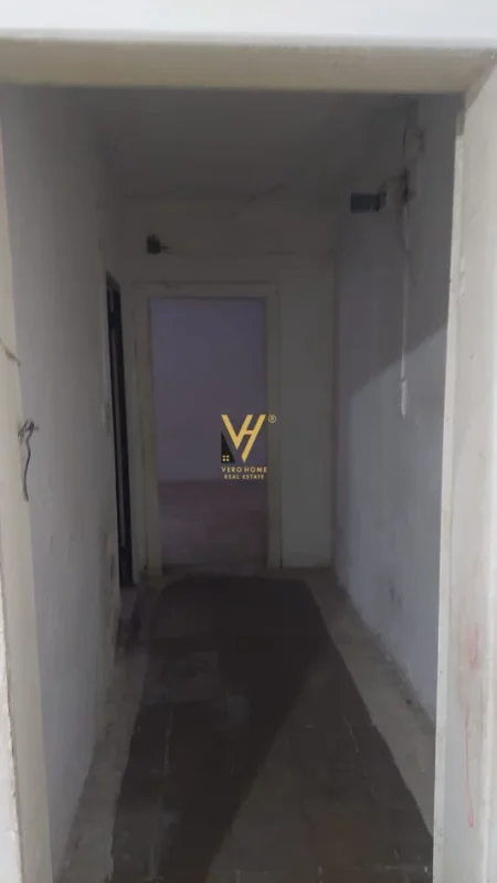 Tirane, shitet apartament 1+1+Ballkon Kati 0, 60 m² 110.000 € (LAPRAKE)
