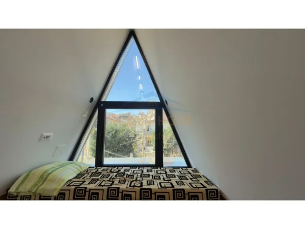 Tirane, jepet me qera shtepi 3 Katshe , 80 m² 650 € (Babrru.)