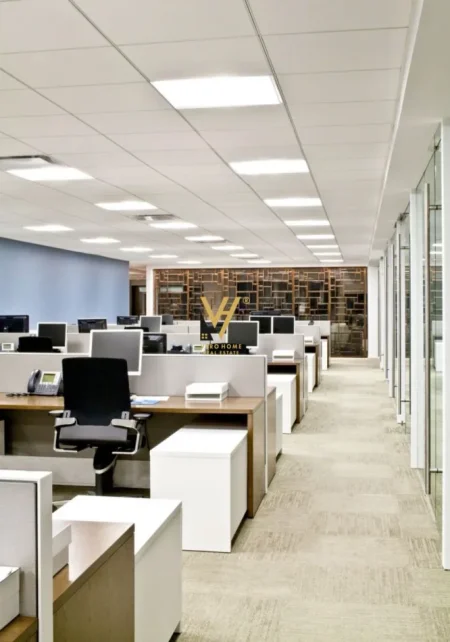 Tirane, jepet me qera zyre Kati 2, 200 m² 2.000 € (RRUGA E DIBRES)