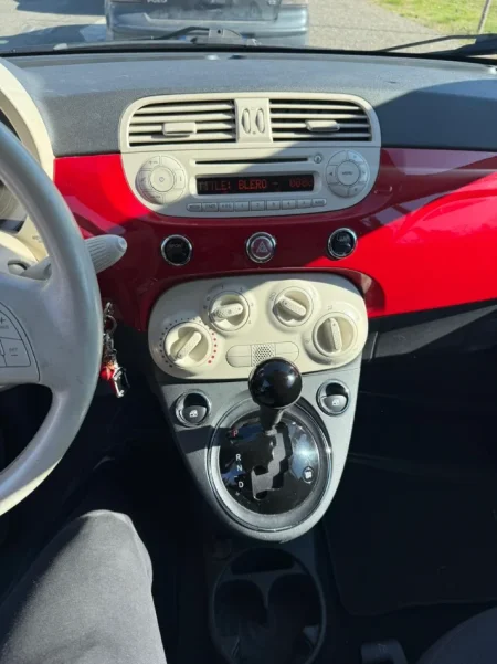 Tirane, shes makine Fiat 500 2012 IDEAL PER TARGA TE REJA Nafte, e kuqe automatik Kondicioner 89.000 km 1 €