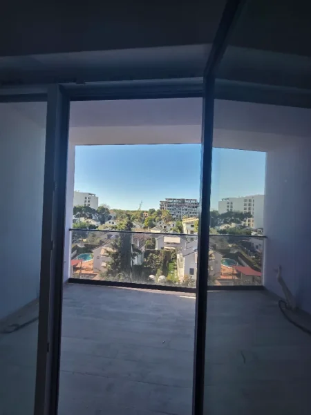 Tirane, shes apartament 2+1 Kati 3, 69 m² 120.000 € (Golem)